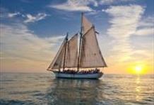 Captain’s Choice Schooner Sunset Sail